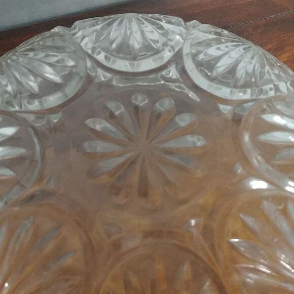 Vintage Glass Bowl with textured design - Picture 4 of 6